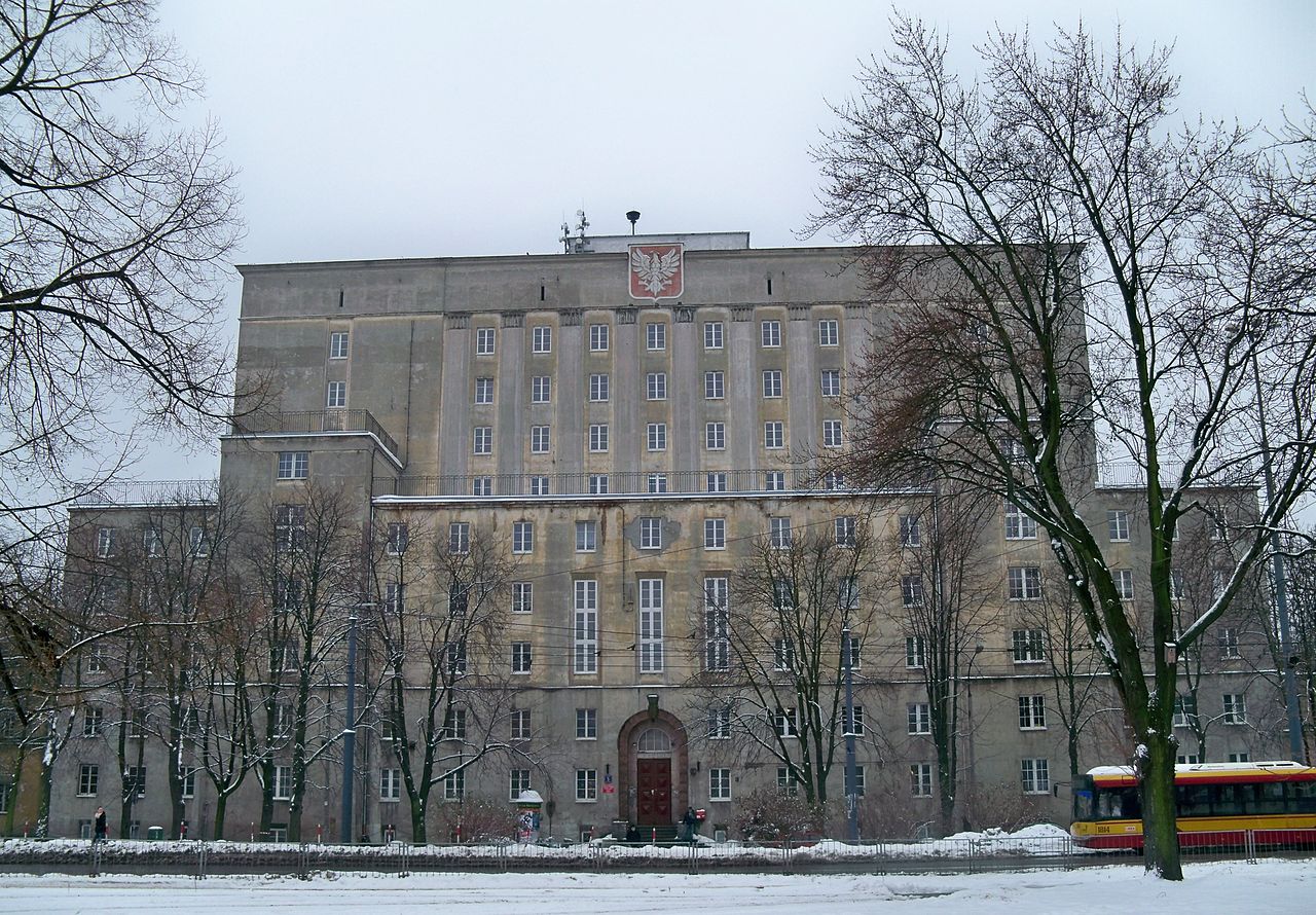 30 пол-Akademik_Alcatraz_pl._Narutowicza.jpg