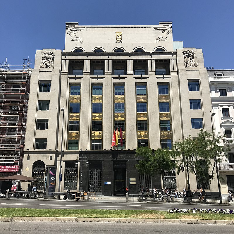 30 800px-Calle_de_Alcalá,_45,_Madrid.jpg