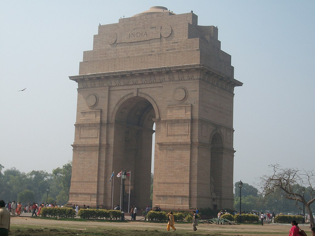 31 1024px-A_View_of_India_Gate.jpg