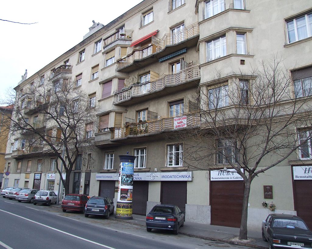 31 1024px-Babits_Mihály_lakóháza_I_kerület_Attila_út_133.jpg