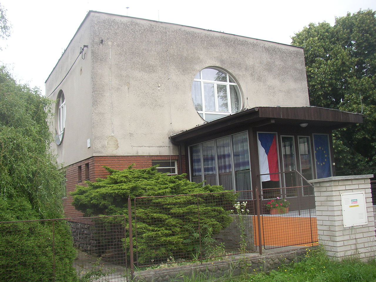 31-Velvary_KL_CZ_fmr_synagogue_124.jpg