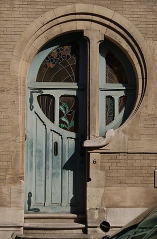 314px-Ancien_atelier_et_habitation_de_Clas_Grüner_Sterner_Door_1.jpg