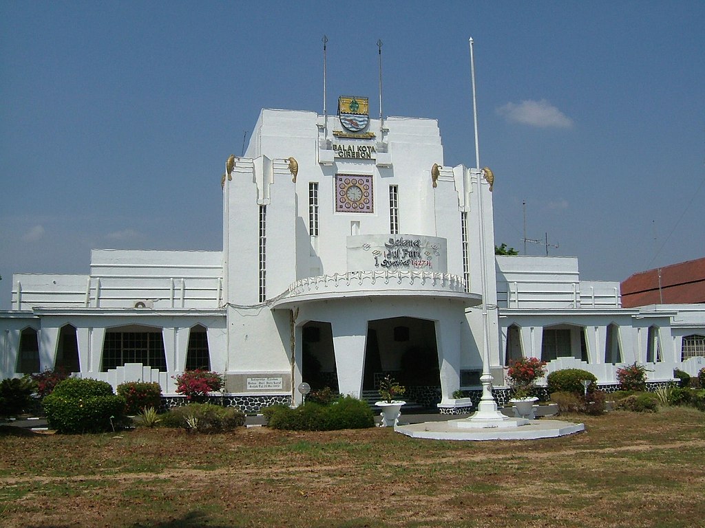 33 индоCirebon_City_Hall.JPG