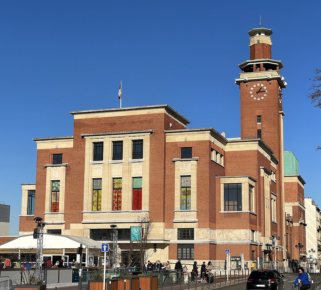 33Beffroi_-_Montrouge_(FR92)_-_2021-12-31_-_1.jpg