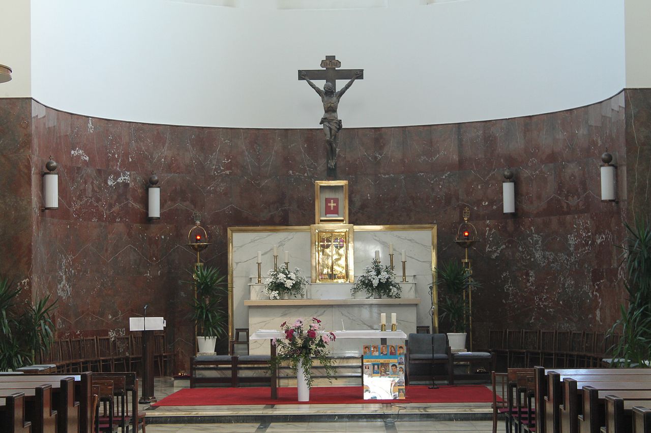 34-Brno,_kostel_sv._Augustina_(2013-06-08;_10).jpg