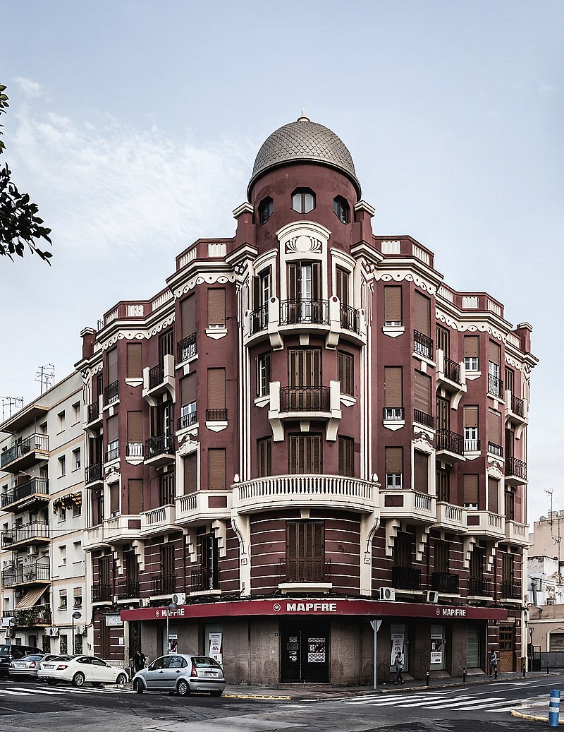 35 800px-Edificio_Avenida_de_la_Democracia_8.jpg