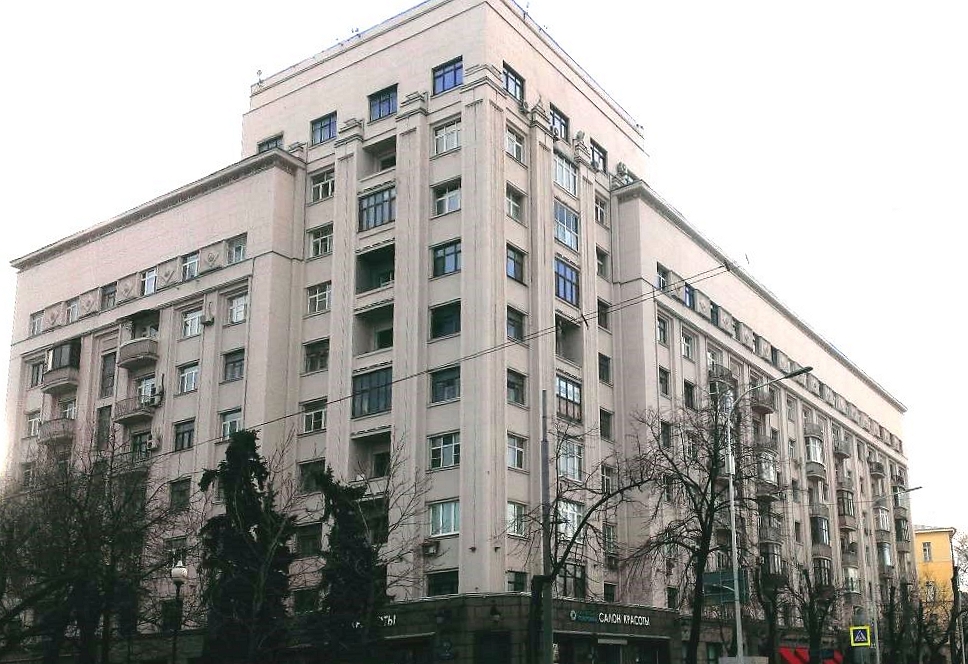 36 Жилой_дом_у_Покровских_ворот.jpg