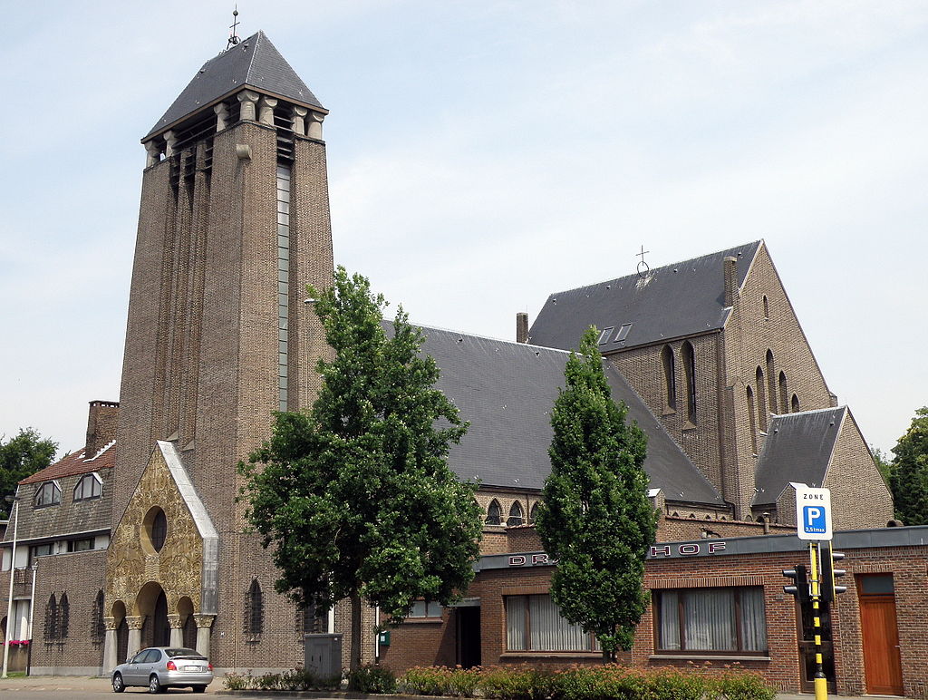 36 1024px-Deurne_Sint-Jozefkerk1.jpg