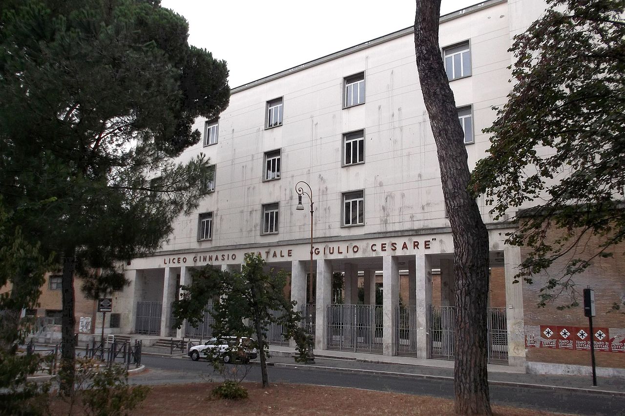 36Roma_liceo_classico_Giulio_Cesare.jpg