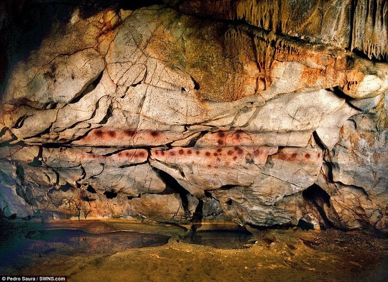 39 000 cave-el-castillo-1[6].jpg