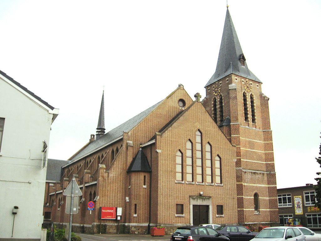 39 1024px-Hechtel_-_Sint-Lambertuskerk.jpg
