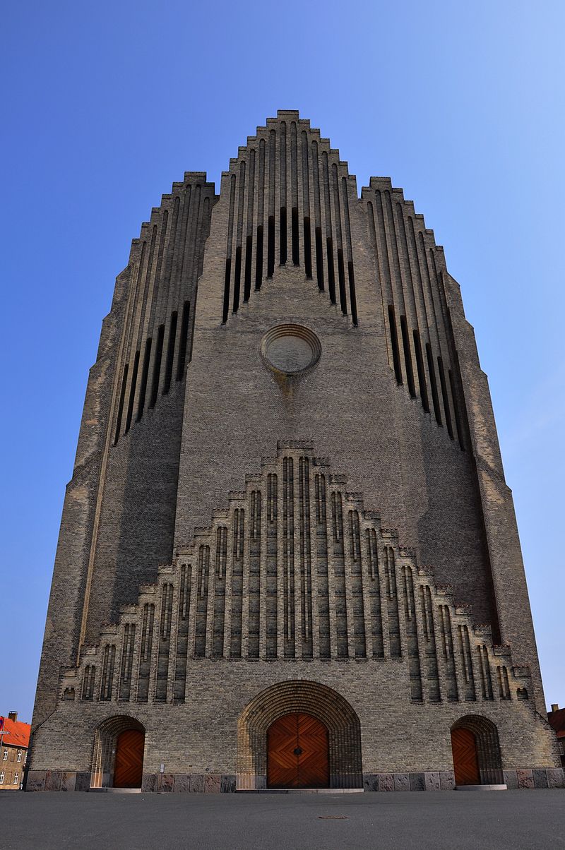 40 данияGrundtvig_Church_(5638273999).jpg