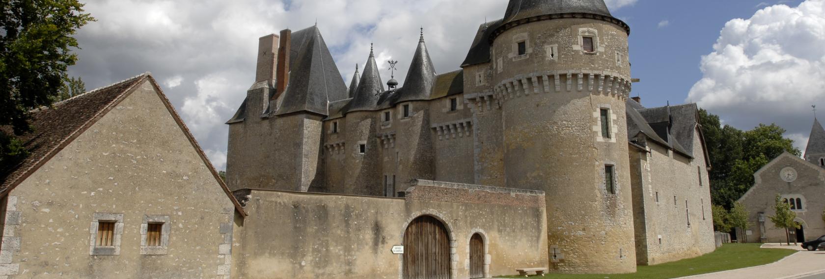 -41-chateau-fougeres-sur-bievre-c-cdt41-rsinradsvong-cmn-1488799097.jpg