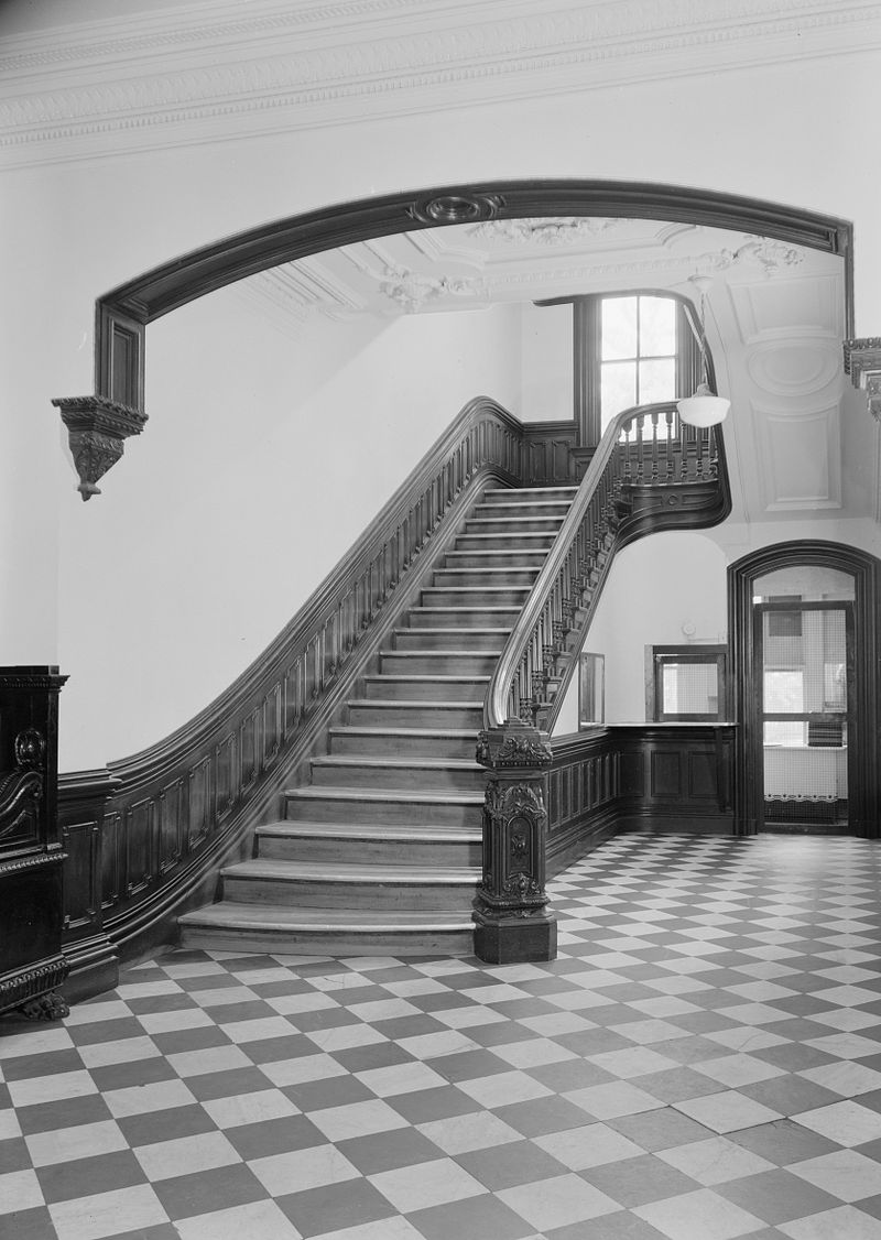 5._John_M._Davies_House,_Stairway,_Looking_North.jpg