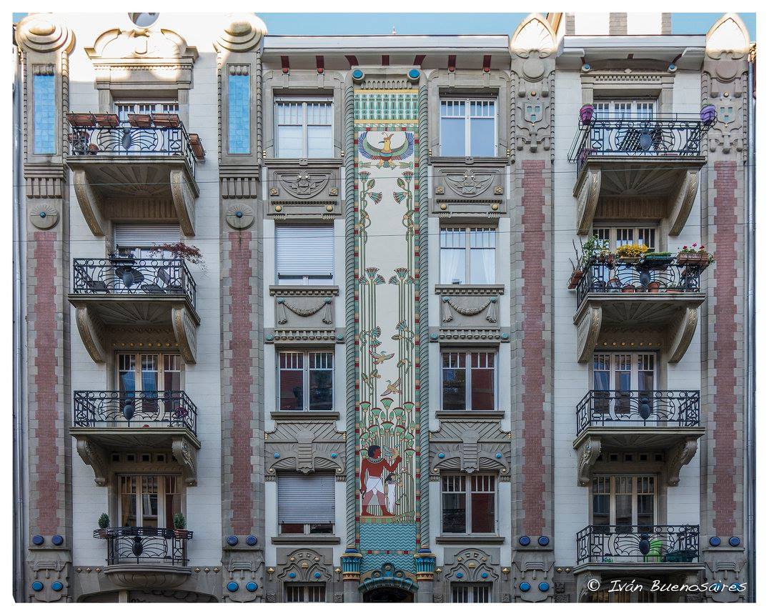 5 Maison egyptienne 13490798_187461101656488_8380821572844094796_o.jpg