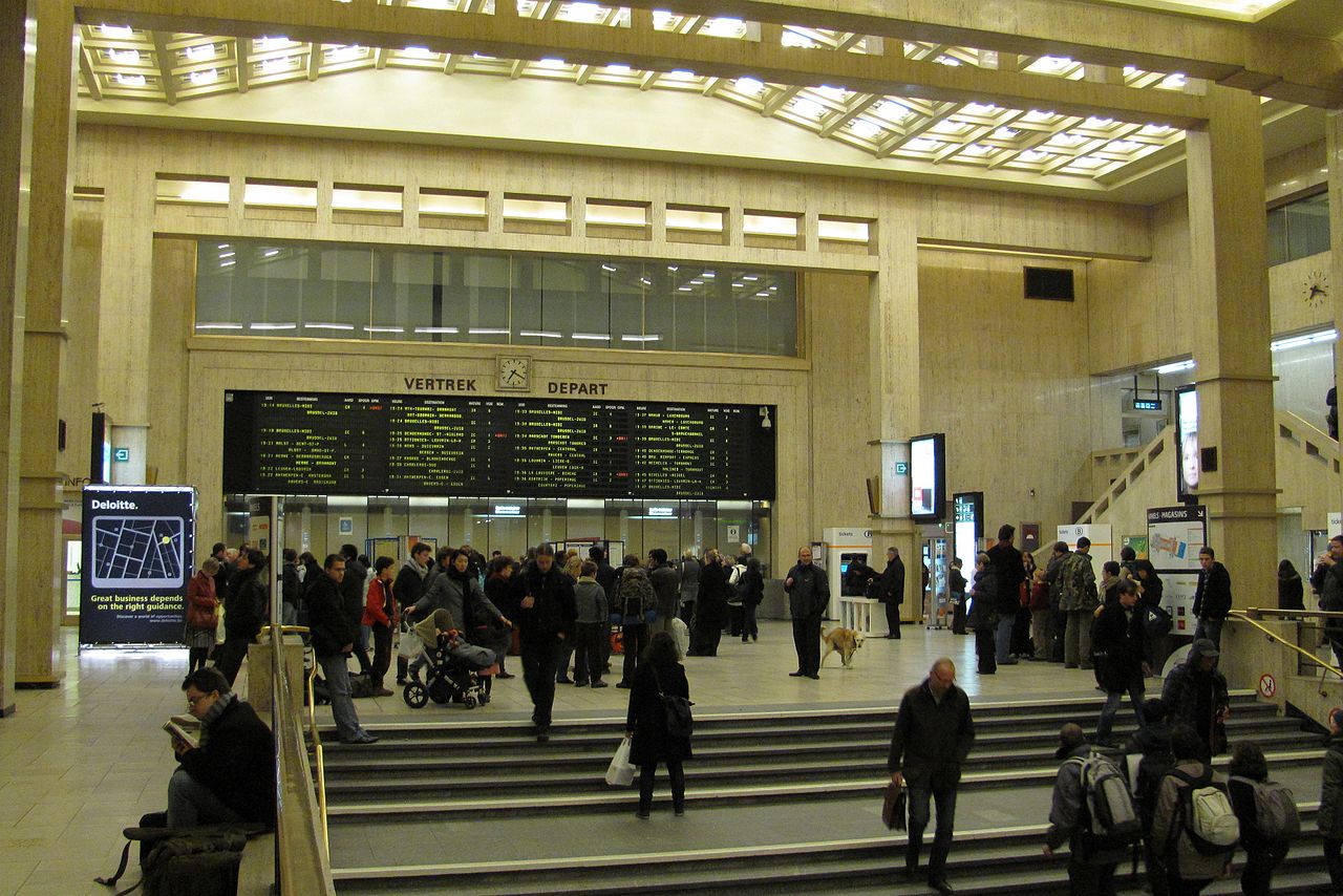 52 1280px-IMG_6013_Brussel-Centraal.jpg