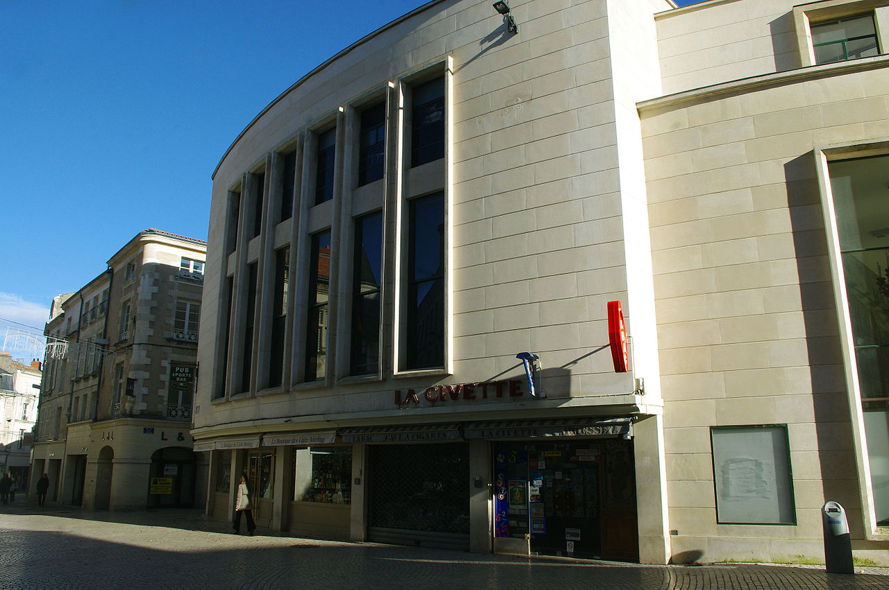 54Ancien-théâtre-de-Poitiers-façade-rue-de-la-Marne.jpg