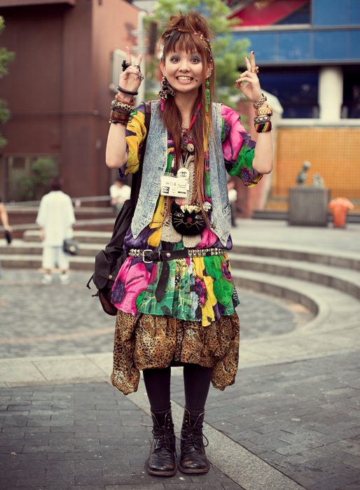 59393166_17988817_Japanese_Street_Fashion_by_hakanphotography.jpg