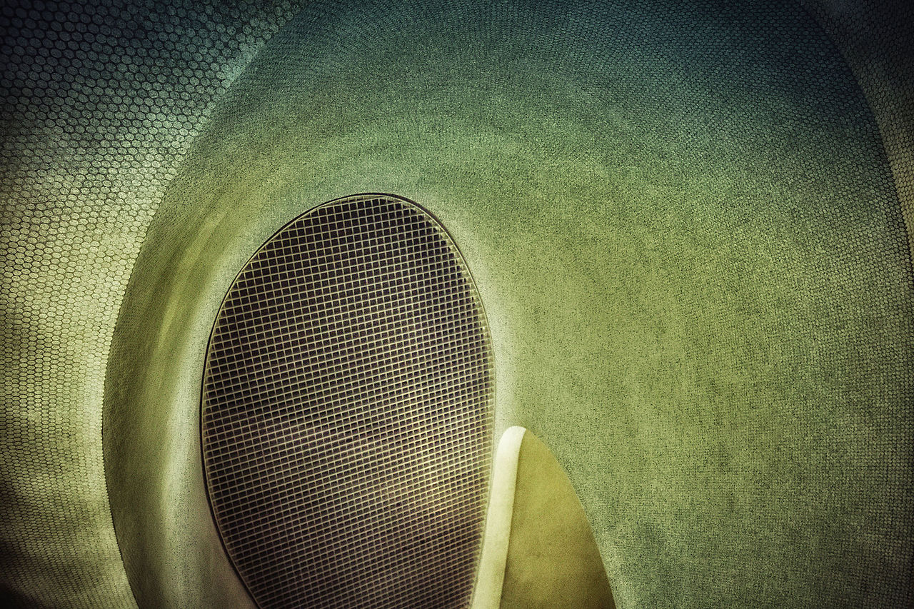 62 1280px-Detail_interior_stairwell_at_TWA.jpg
