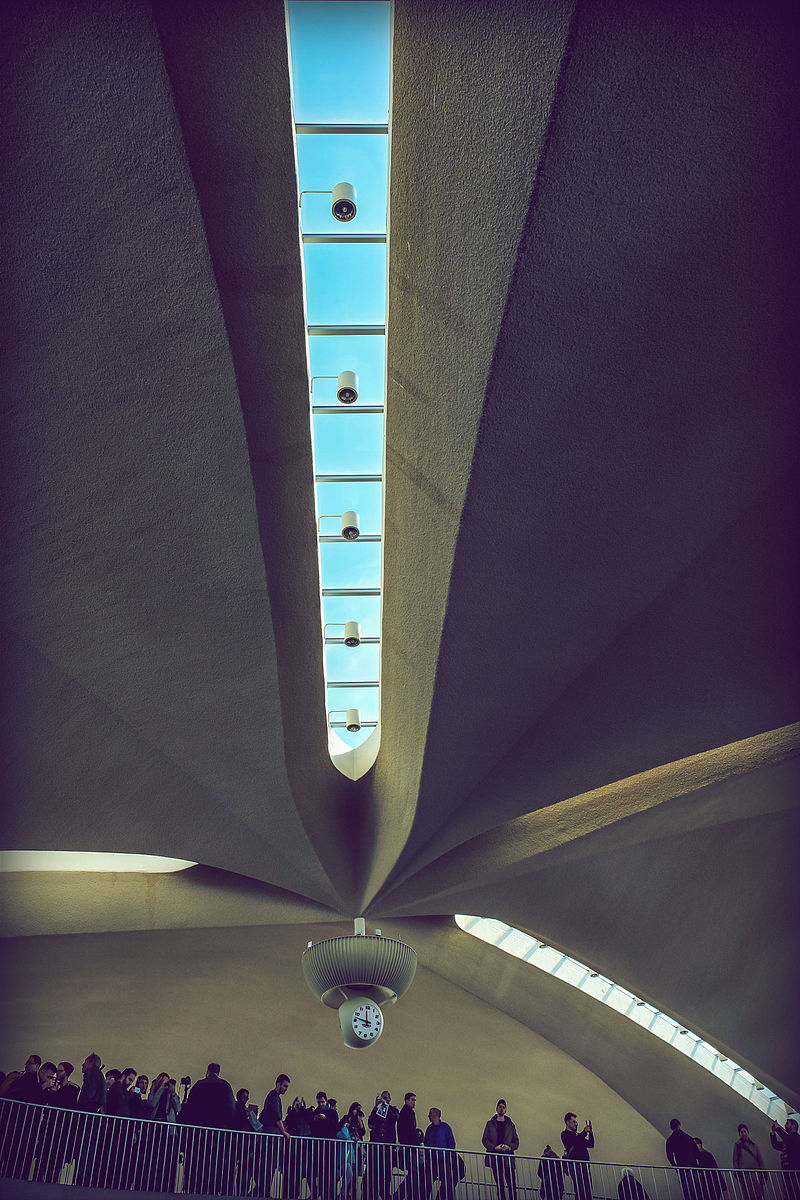 62 800px-Central_Spokes.jpg