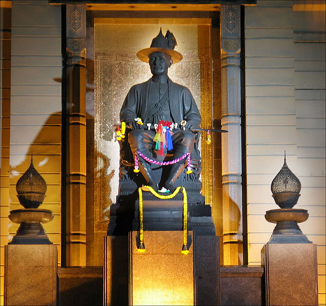 637px-Rama1saphanphut0609.jpg
