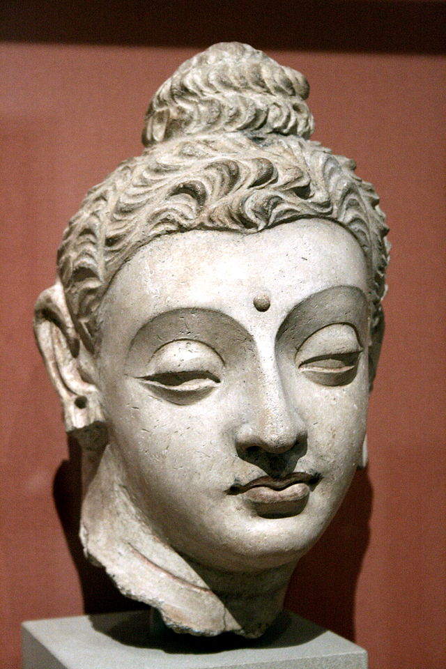 640px-Buddha_Victoria_&_Albert.jpg