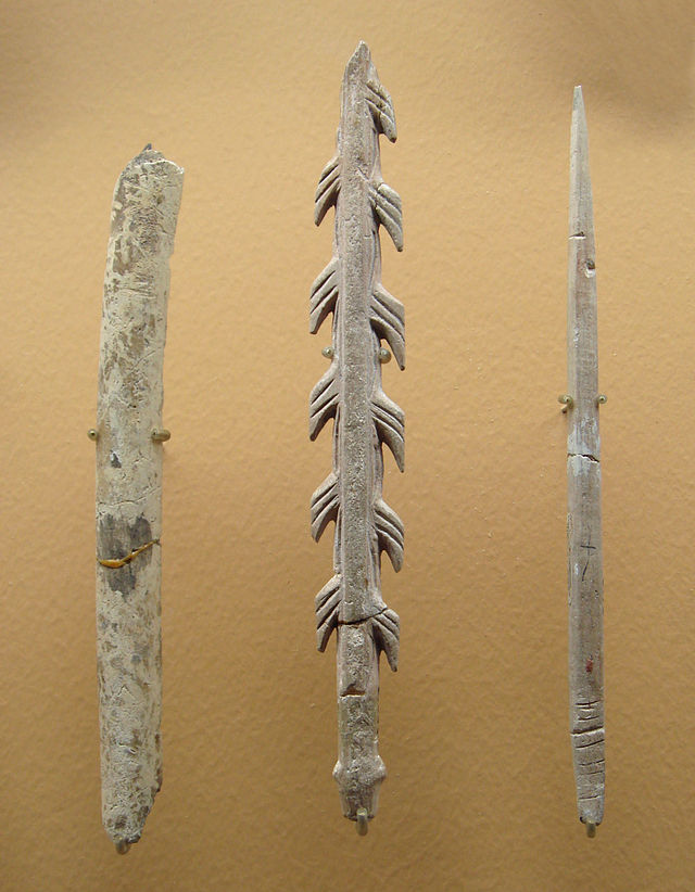 640px-Magdalenian_tools_17000_9000_BCE_Abri_de_la_Madeleine_Tursac_Dordogne_France.jpg
