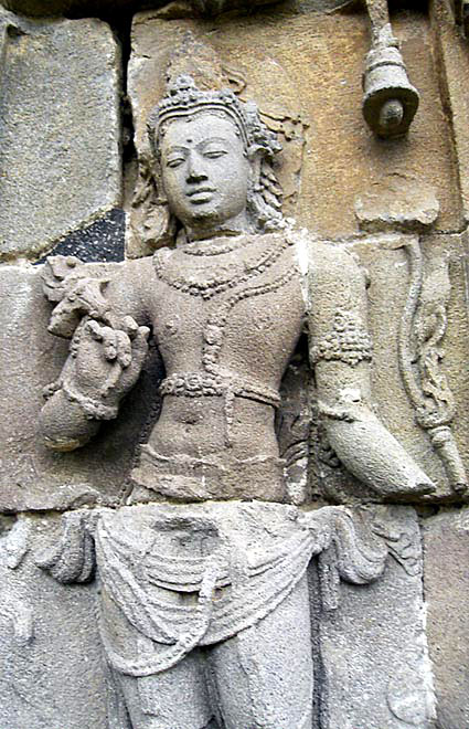 8-9Avalokitesvara_Plaosan.jpg