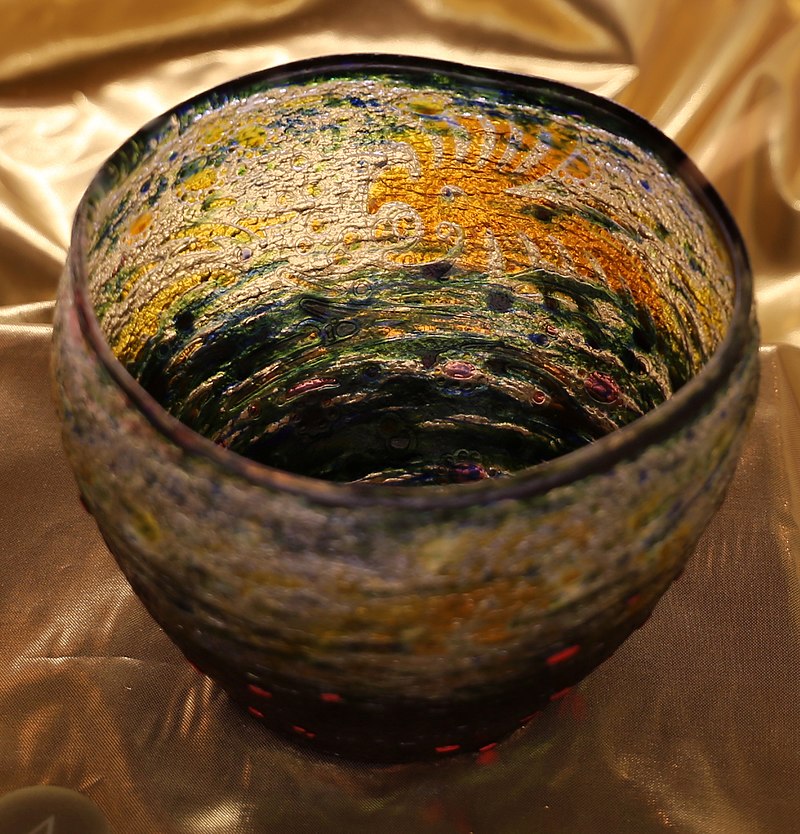 800px-Adolf_beckert_per_loetz,_vaso,_1909.jpg