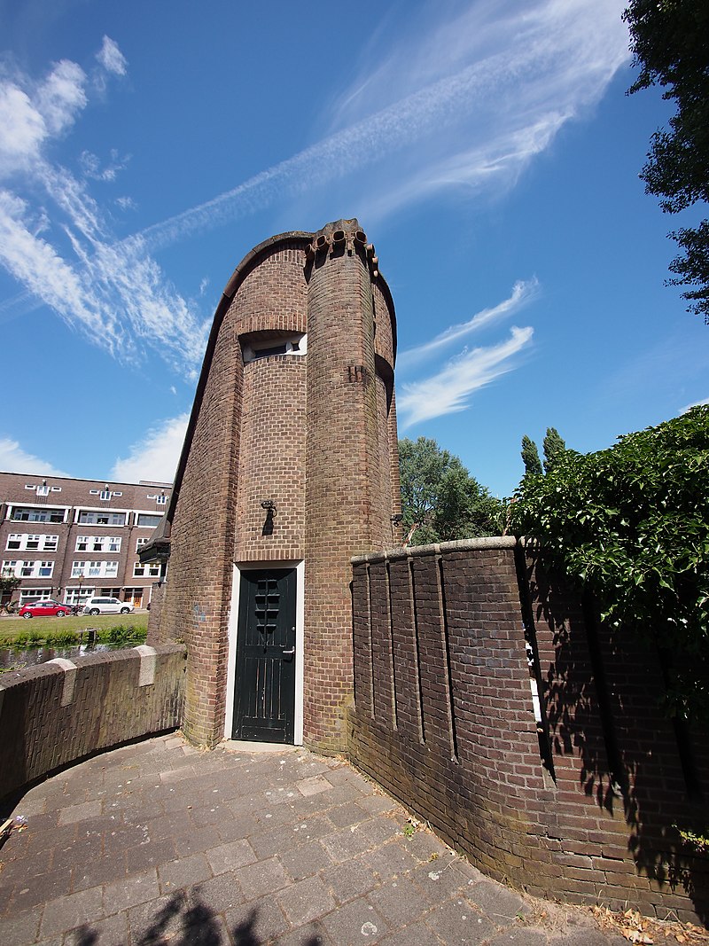 800px-Brug_no_410_Lyceumbrug_over_Noorder_Amstelkanaal_pic18.jpg