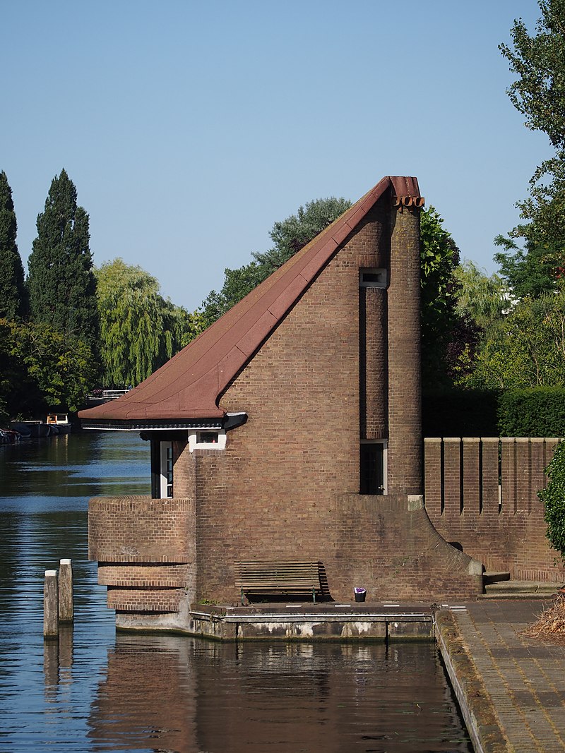 800px-Brug_no_410_Lyceumbrug_over_Noorder_Amstelkanaal_pic20.jpg