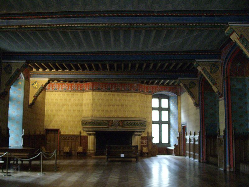 800px-Chateau_pierrefonds257.jpg