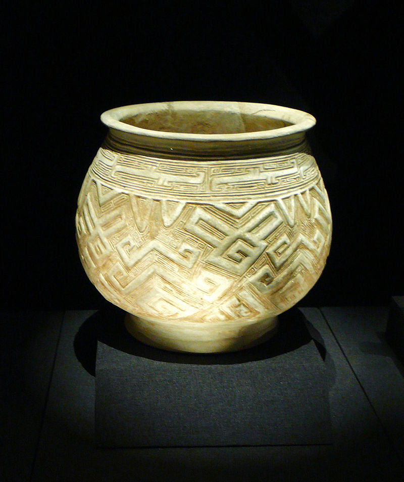 800px-China_shang_white_pottery_pot.JPG