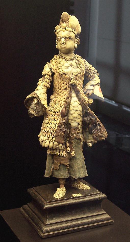 800px-Chinese_female_figurine_c.1700_(M.A.N._Madrid)_01.jpg