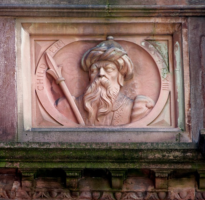 800px-Das_älteste_noch_erhaltene_Haus_in_Heidelberg._15.jpg