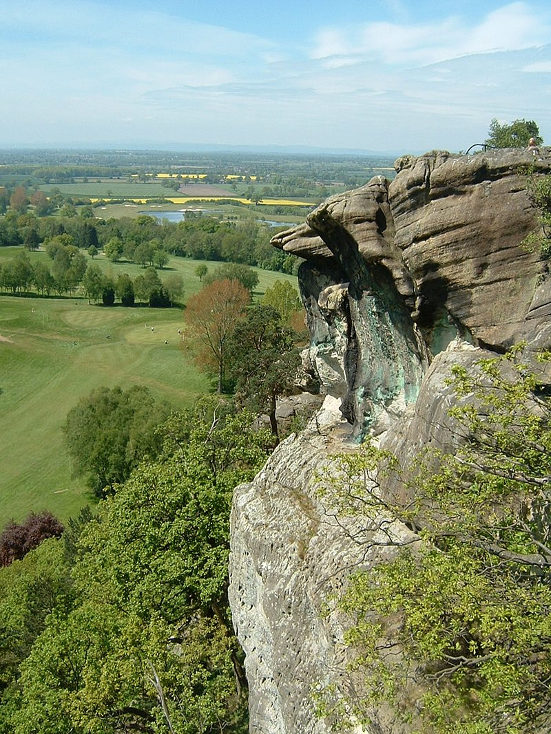 800px-Hawkstonepark.JPG