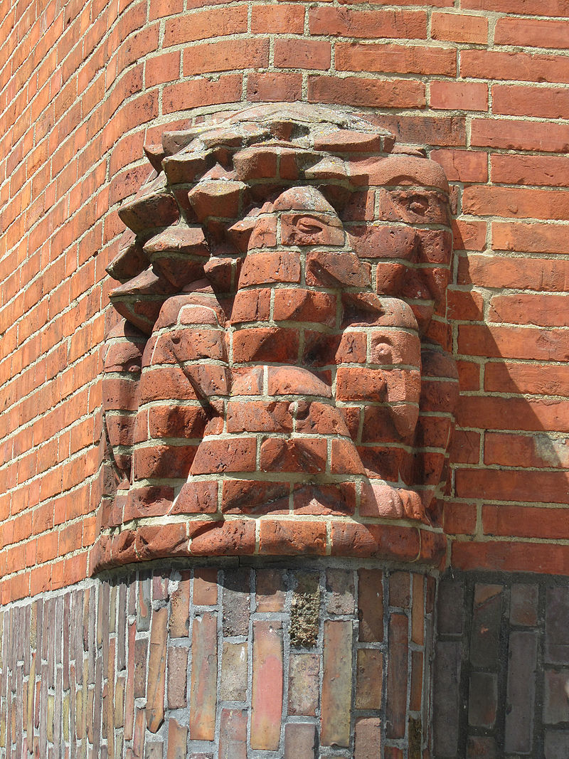800px-Het_schip_postkantoor_raven_hildo_krop.jpg