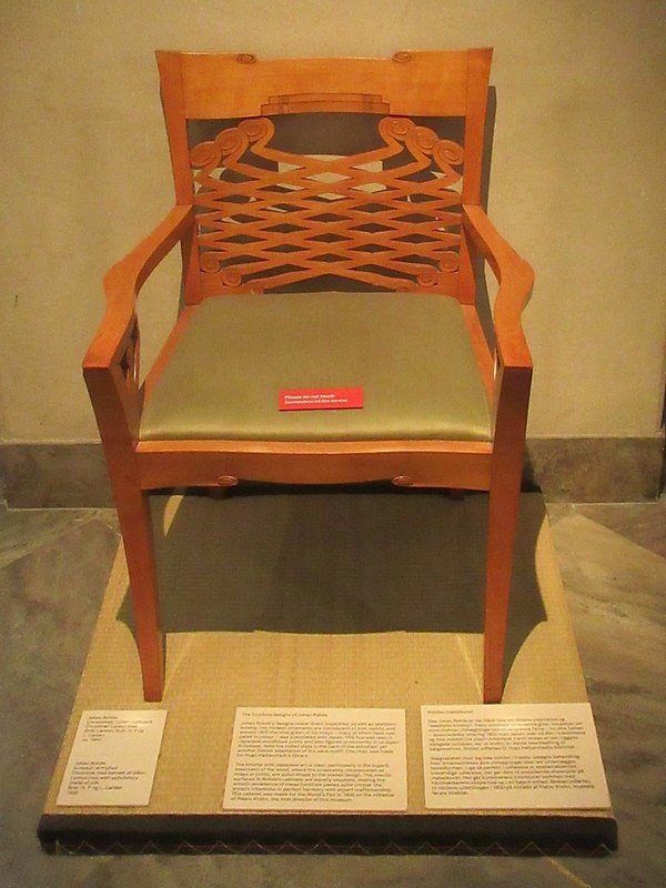 800px-Johan_Rohde_-_chair.jpg