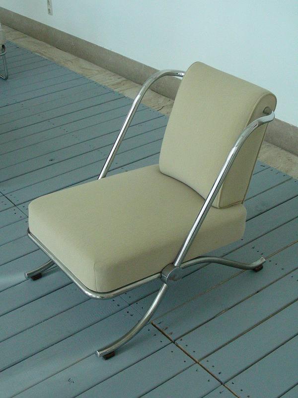 800px-JPOudBreistoel.jpg