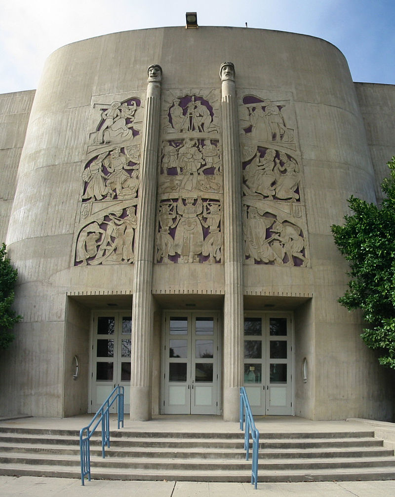 800px-KingCityHS-RobertStantonTheater.jpg