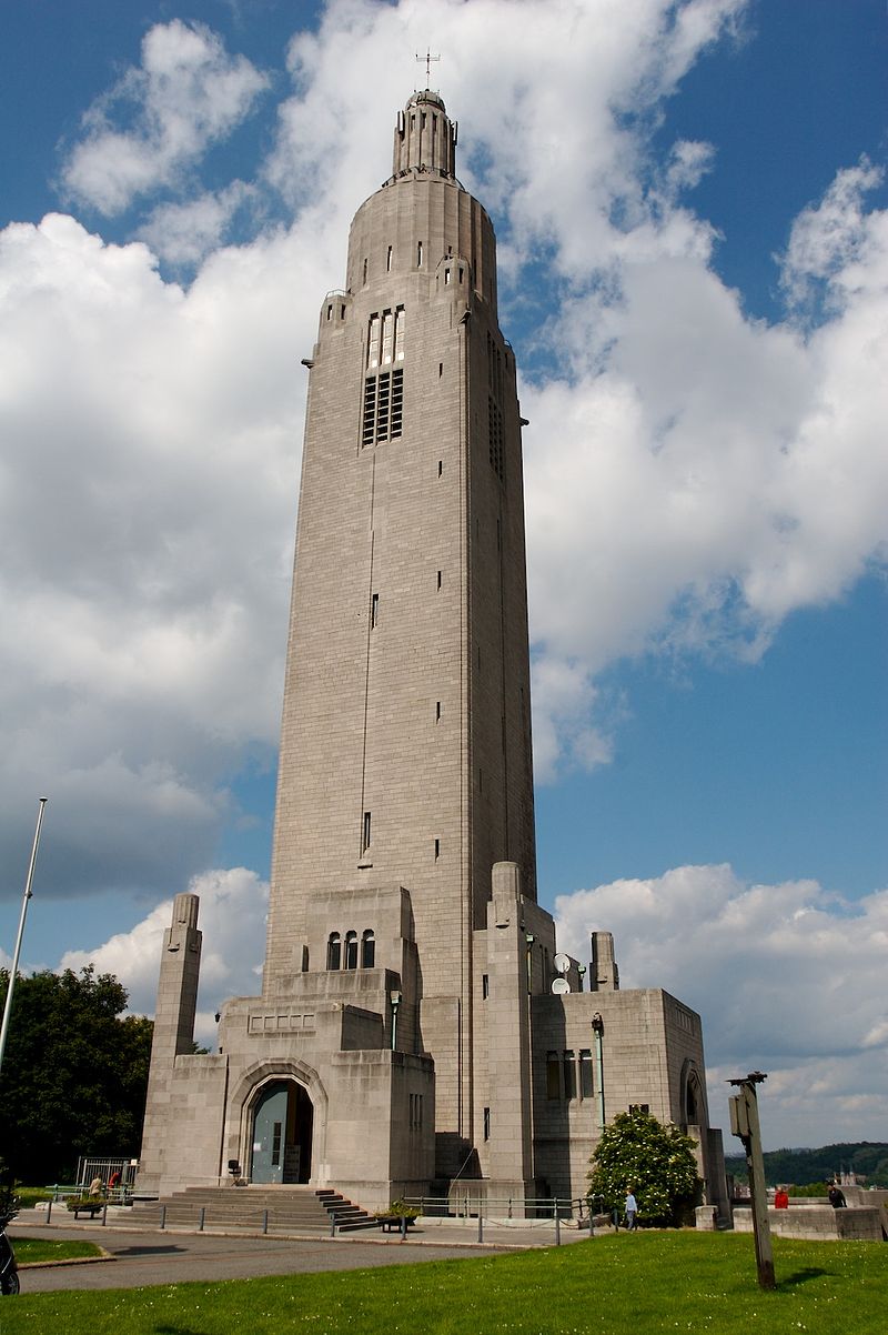 800px-Liege-Cointe-Tour_Memorial_Interallie-20060605.jpg