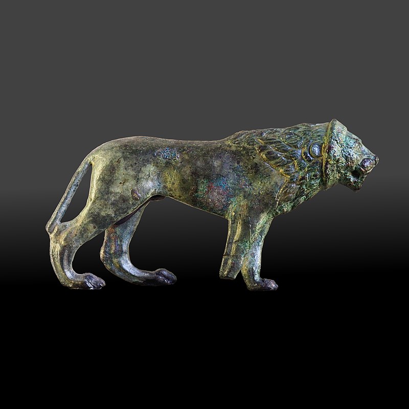 800px-Lion_passant-AO_20137-P5280904-linera_gradient.jpg