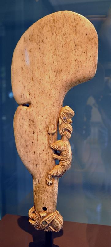 800px-Maori_Zeremonialkeule_Museum_Rietberg_RPO_5.jpg