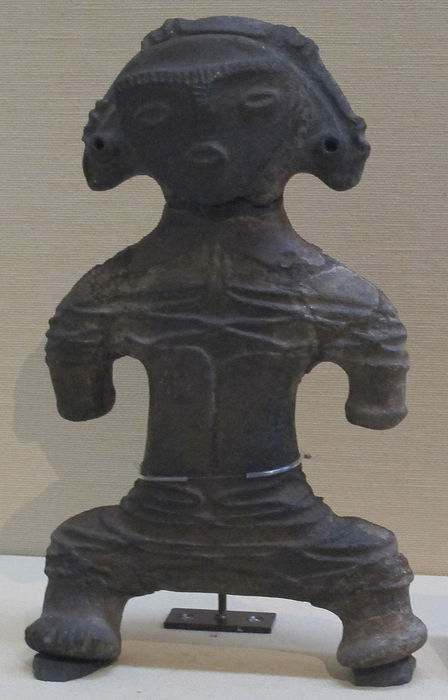 800px-Periodo_jomon_finale,_dogu,_1000-400_a.c..JPG