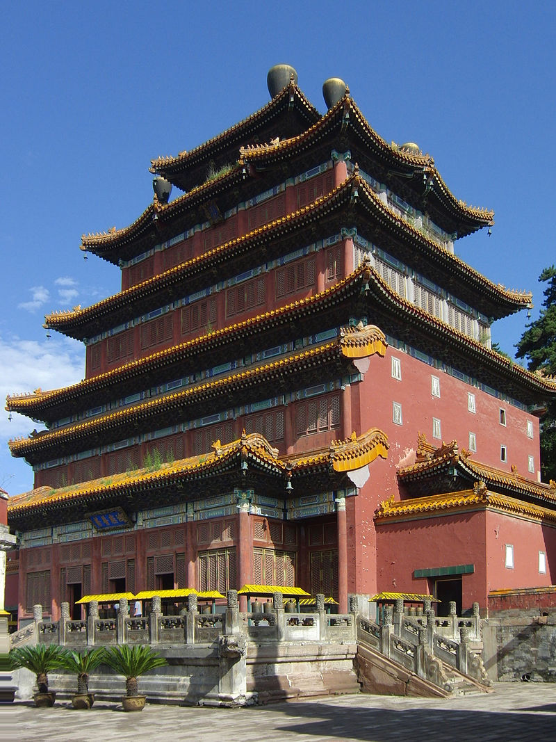 800px-Puning_Temple,_Hall_of_Mahayana.jpg