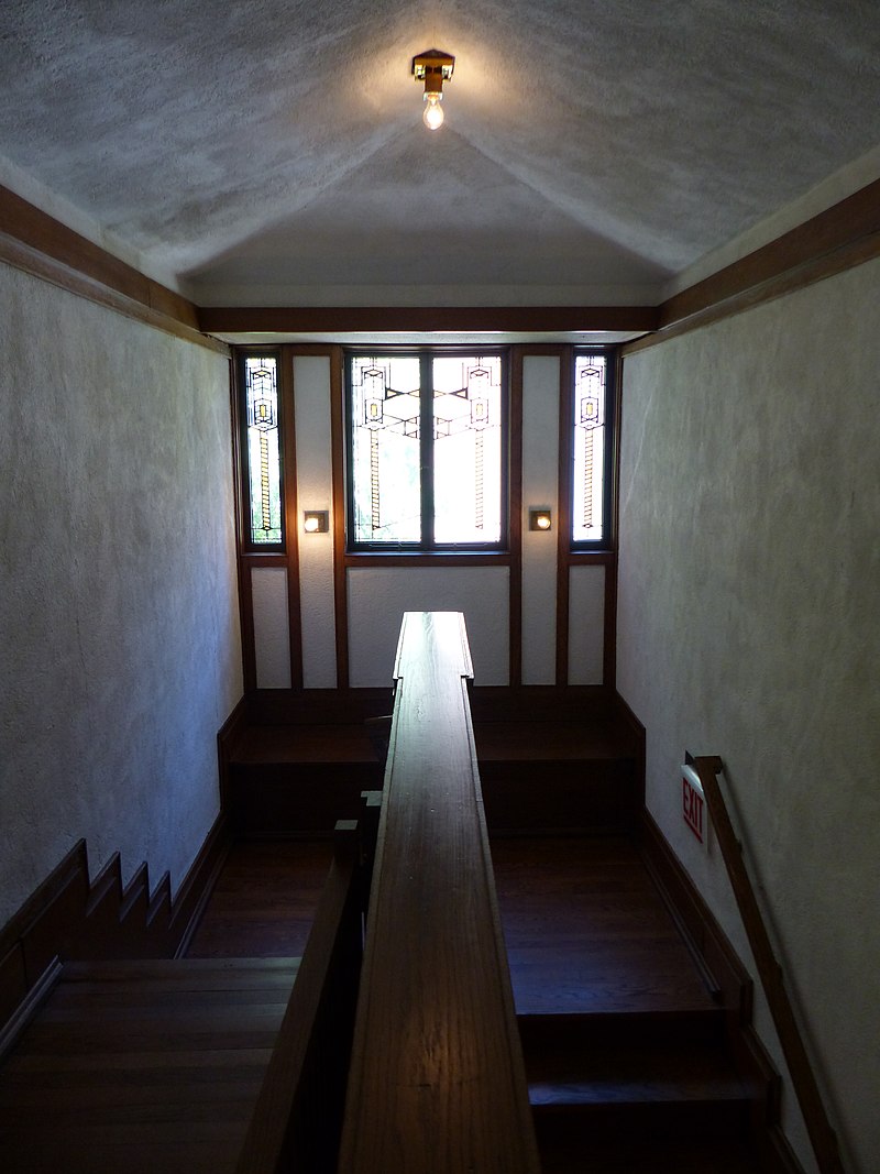 800px-Robie_House_Interior_05.jpg