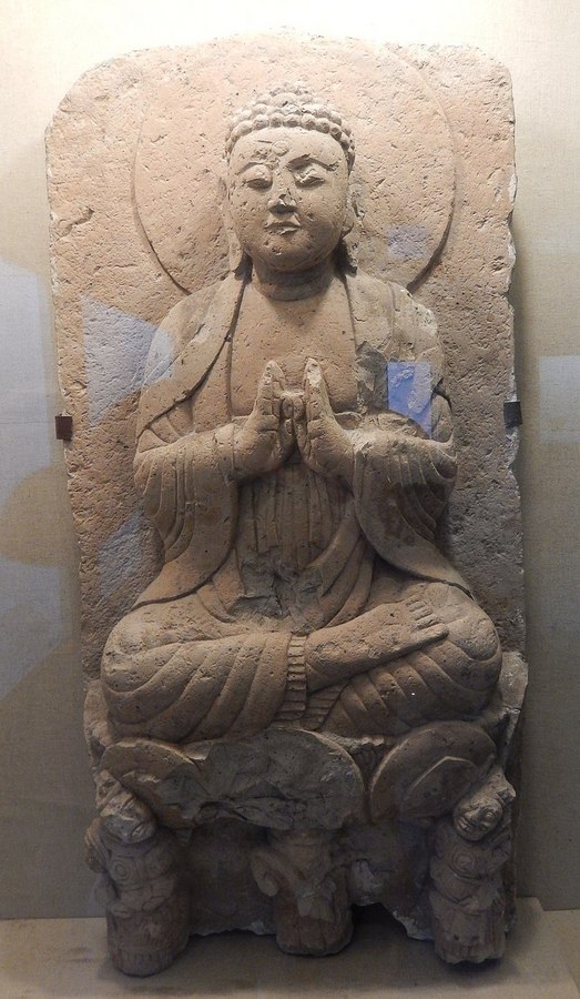 800px-Stone_sculpture_of_Shakyamuni_from_Lindong_South_Pagoda.jpg