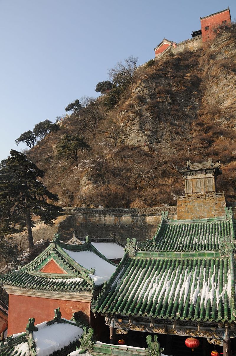 800px-Wudangshan_pic_11.jpg