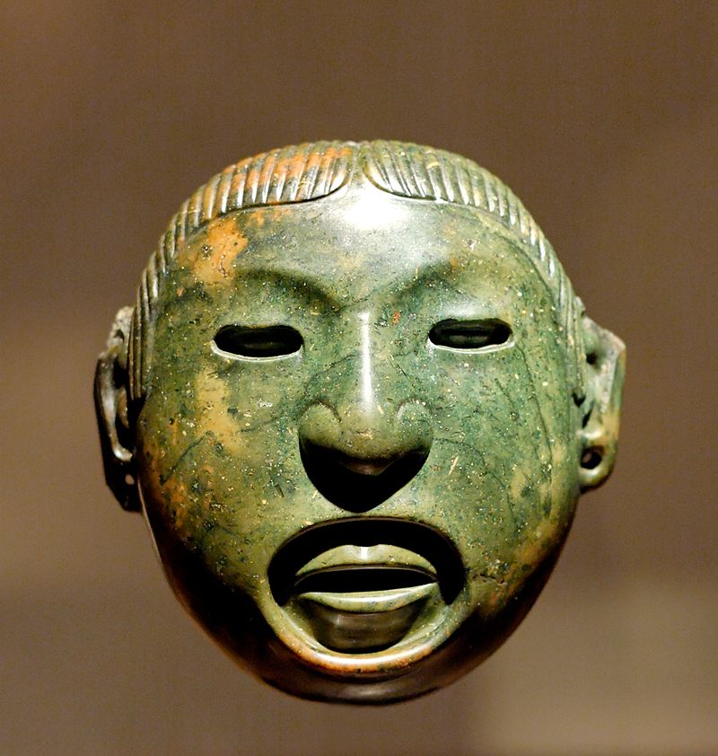 800px-Xipe_Totec_mask_Louvre_MH_78-1-60.jpg