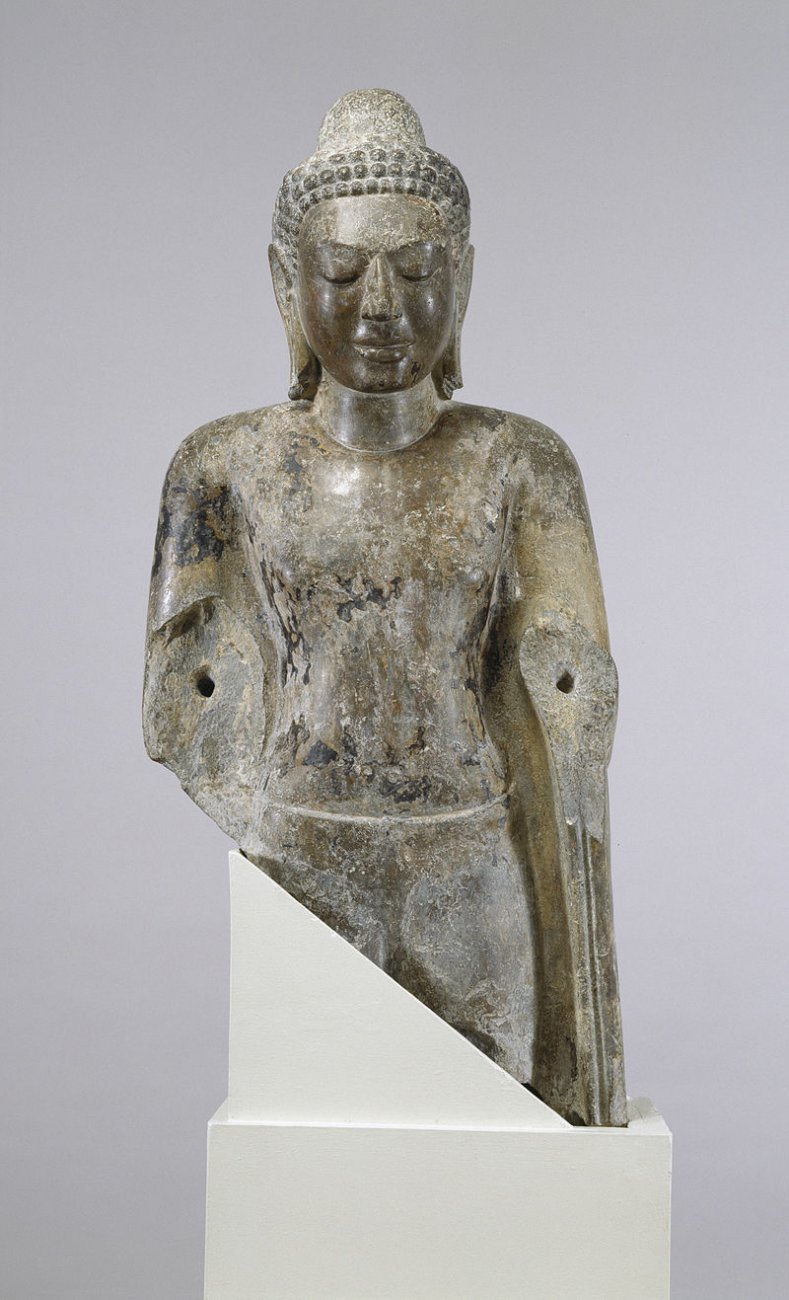 8Thai_-_Standing_Buddha_-_Walters_25164.jpg